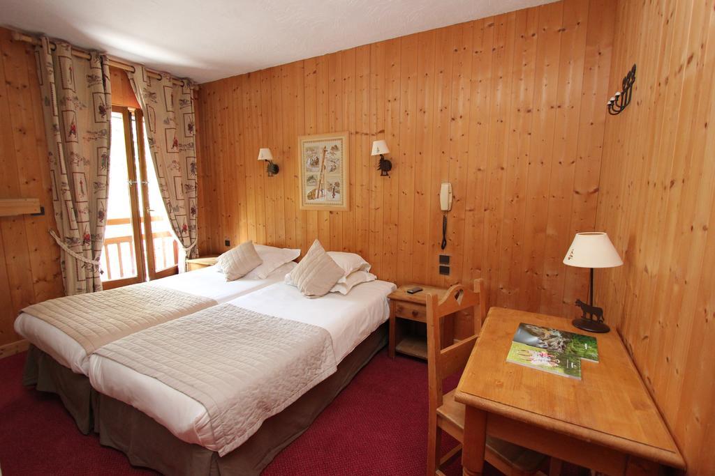 Chalet De L'Ancolie Hotel Megeve Ruang foto
